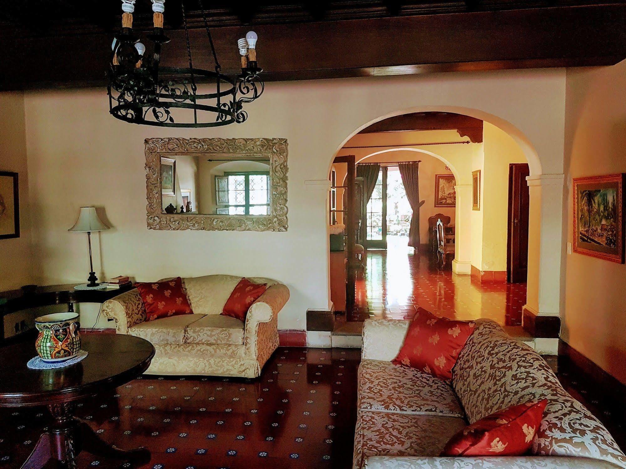 Casa Carmel Bed & Breakfast Гватемала Экстерьер фото